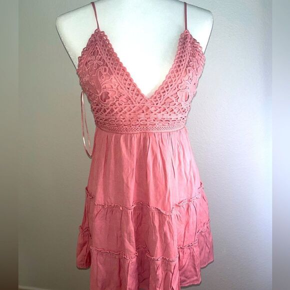 Francesca’s Saanvi Crochet Tiered Mini Dress - Picture 4 of 6